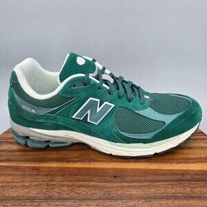 New Balance 2002R Shoes Men's 13 D Marsh Green Suede Leather Athletic Sneakers